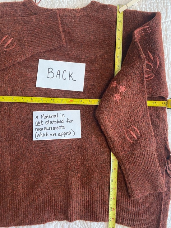 Farmer's Market Embroidered Crewneck Sweater in Rust Brown - Picture 5 of 8
